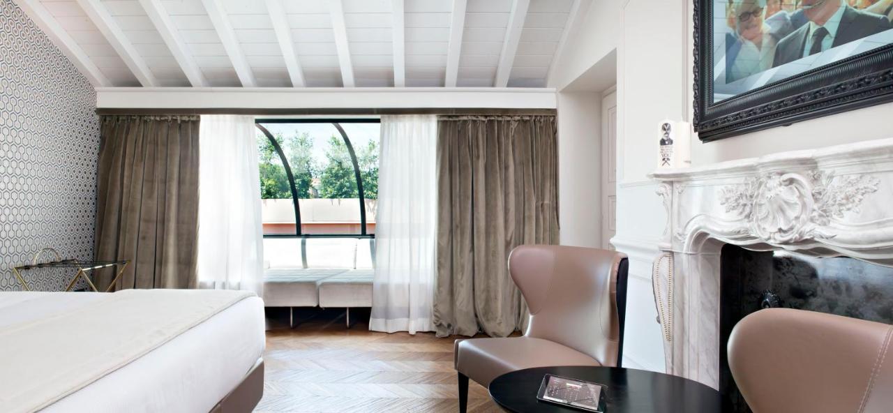 The Corner Townhouse Hotel 4*