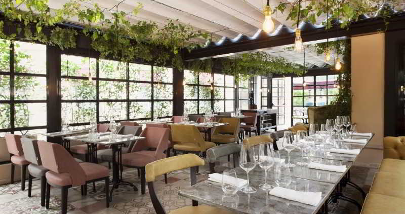 The Corner Townhouse Hotel