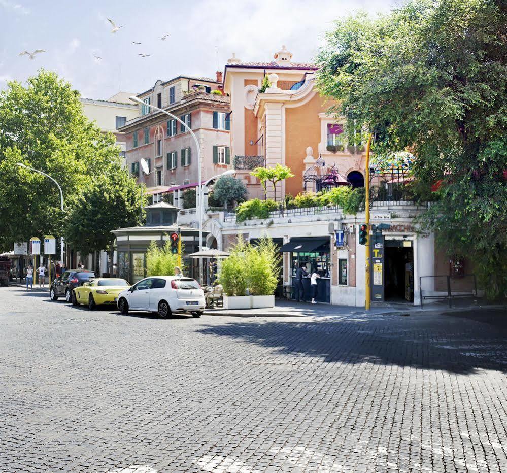 The Corner Townhouse Roma