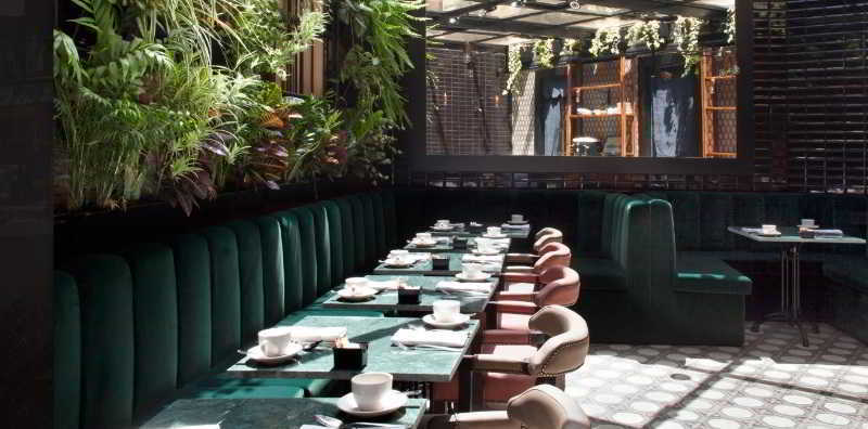 Hotel The Corner Townhouse 4*