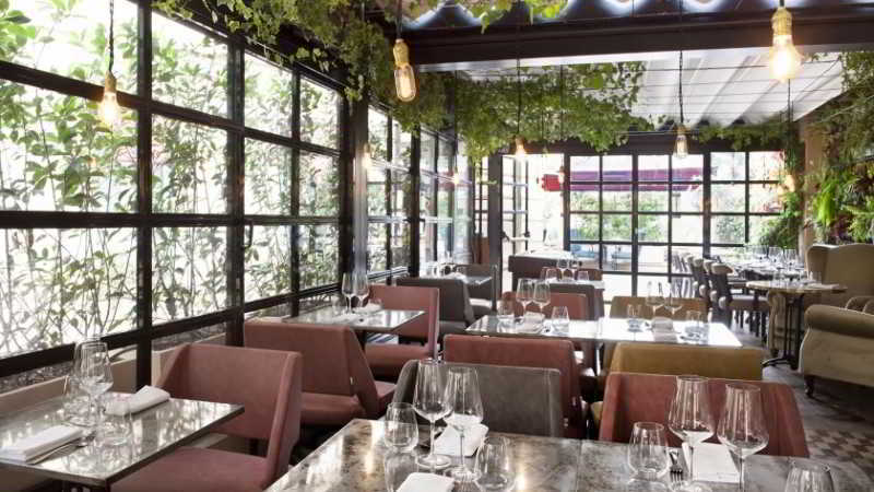 The Corner Townhouse Hotel 4*