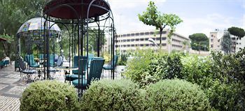 Hotel The Corner Townhouse 4*