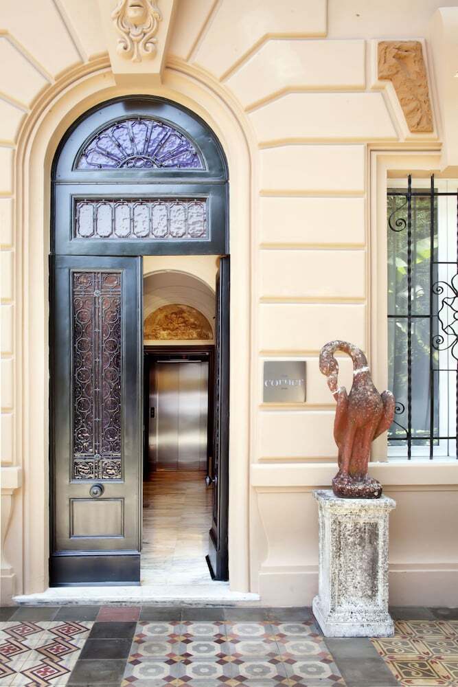 The Corner Townhouse Hotel